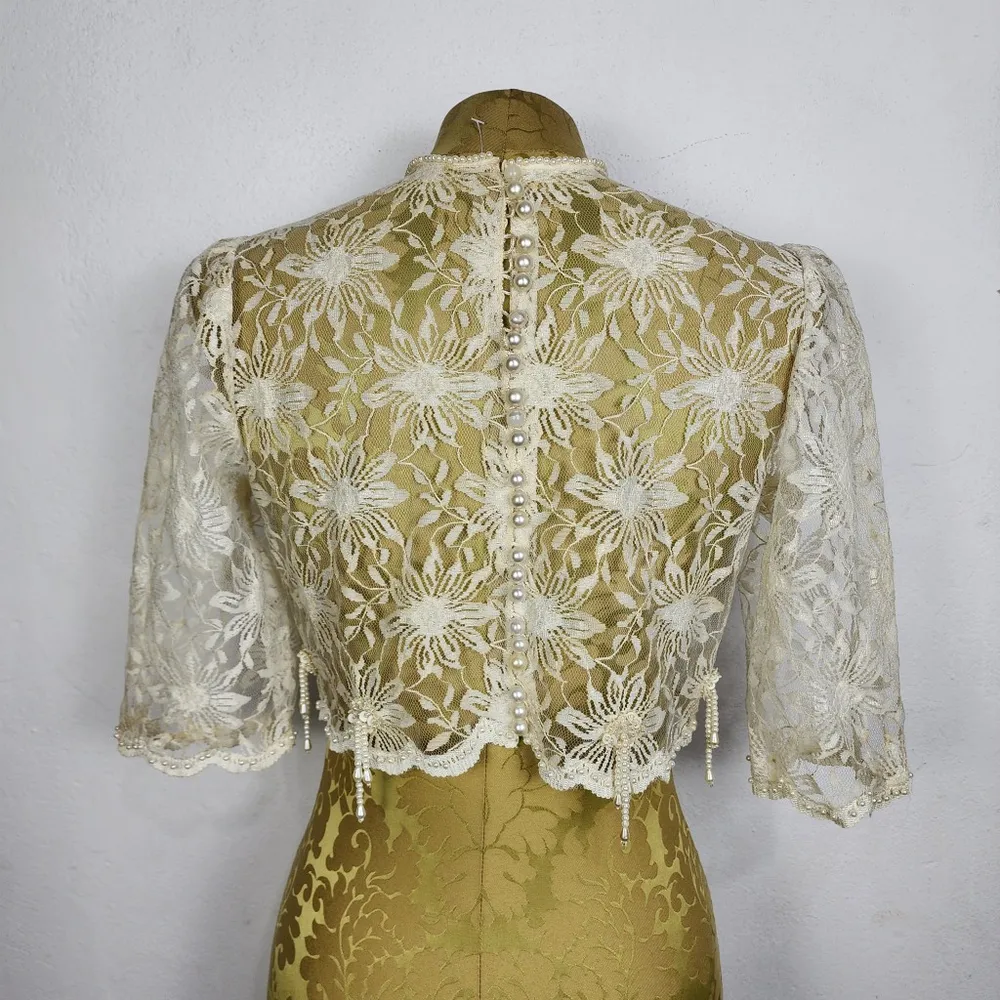 Brechó Bolero Renda Pérolas Anos 60 Vintage Floral