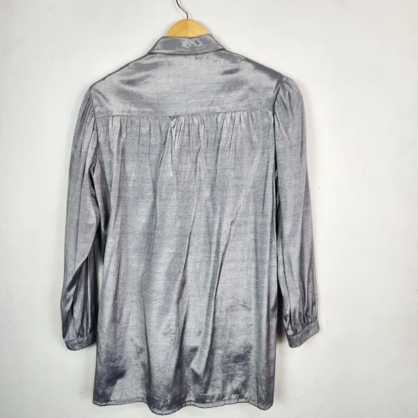 Camisa Feminina Brechó Anos 80 Prata Metalizada Viscose