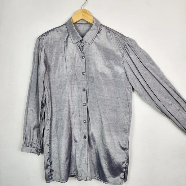 Camisa Feminina Brechó Anos 80 Prata Metalizada Viscose