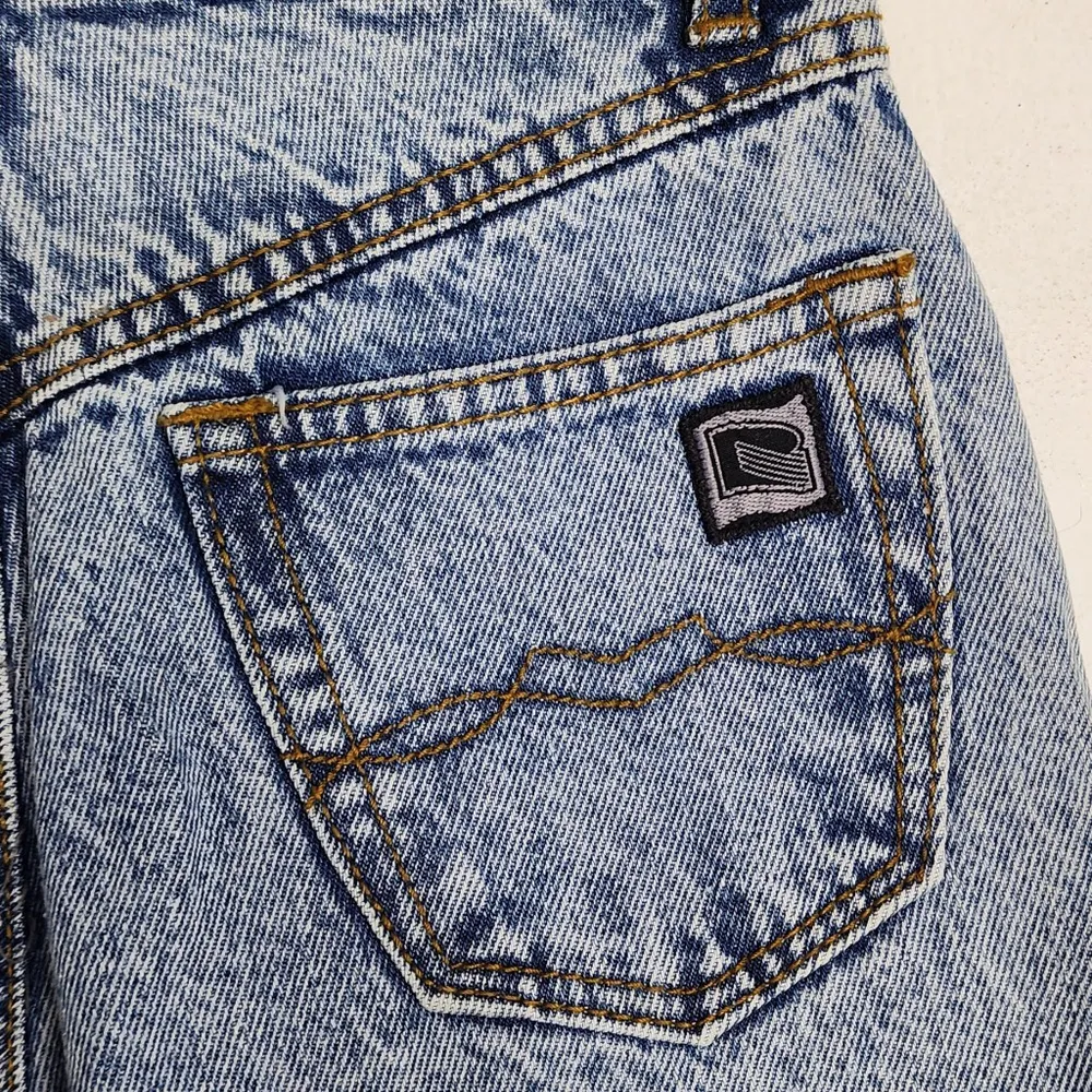 Bermuda Jeans Vintage Anos 90 Cintura Alta Perspectiva