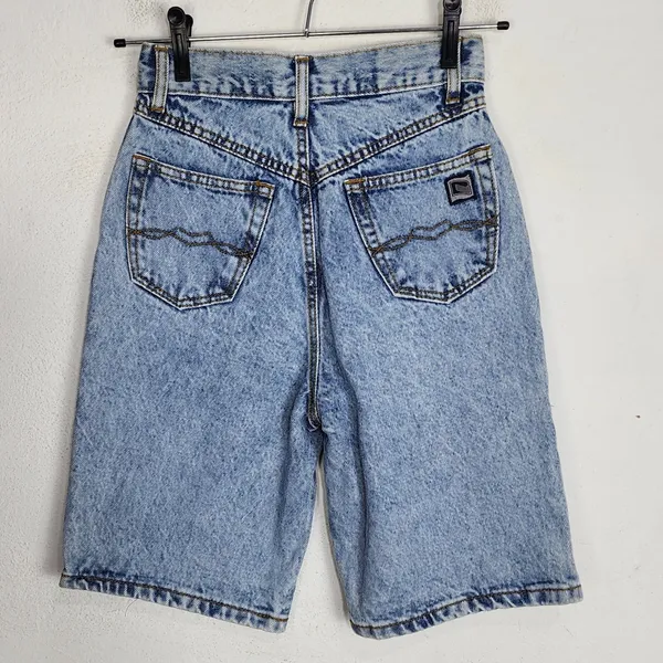 Bermuda Jeans Vintage Anos 90 Cintura Alta Perspectiva