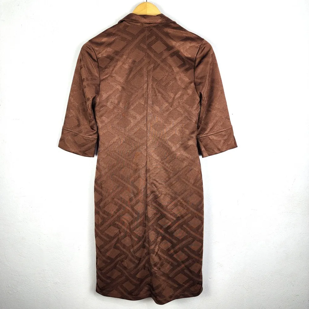 Vestido Marrom Anos 2000 Geométrico Manga 3/4