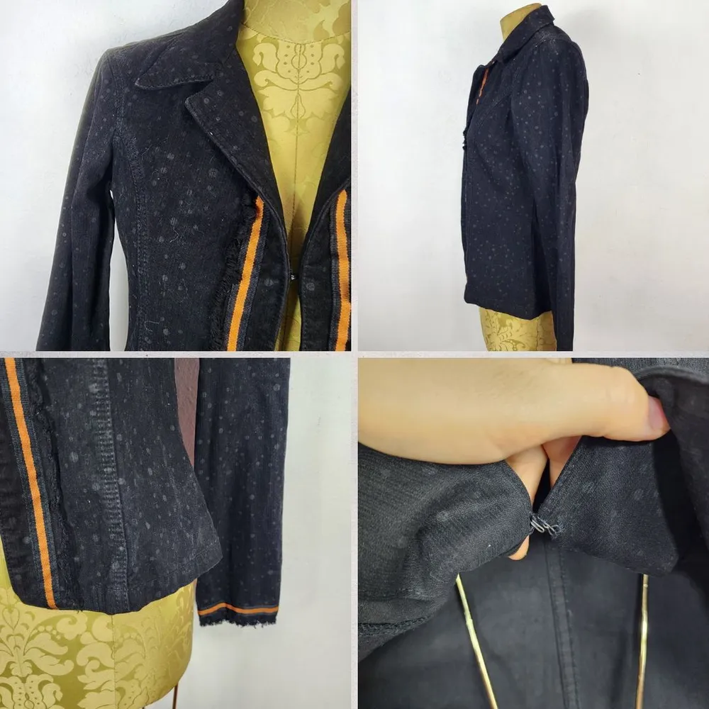 Jaqueta Feminina Vintage Anos 2000 Preta Estampa de Bolinhas