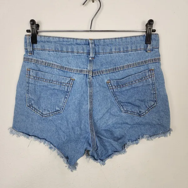 Shorts Jeans Feminino Cintura Alta com Corações Tamanho P