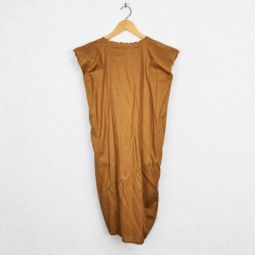 Vestido Vintage Anos 80 Marrom Caramelo Bordado Floral