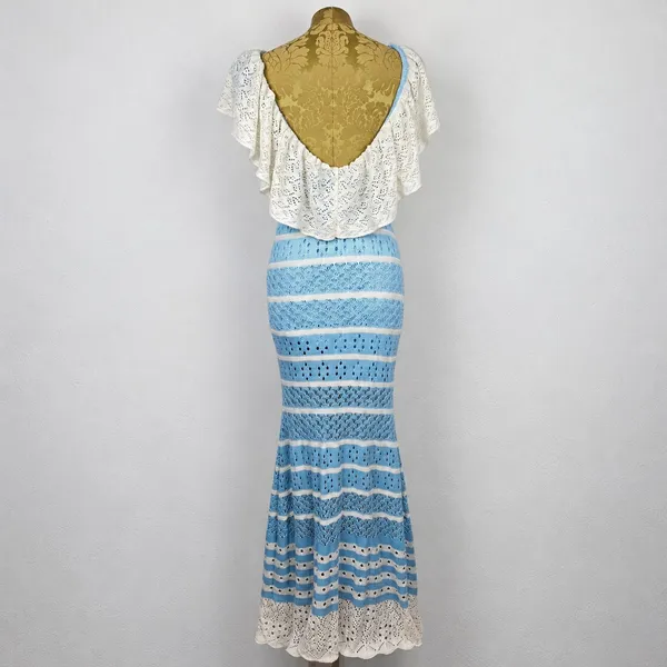 Vestido Longo Tricô Artesanal Azul Claro e Branco Tamanho P