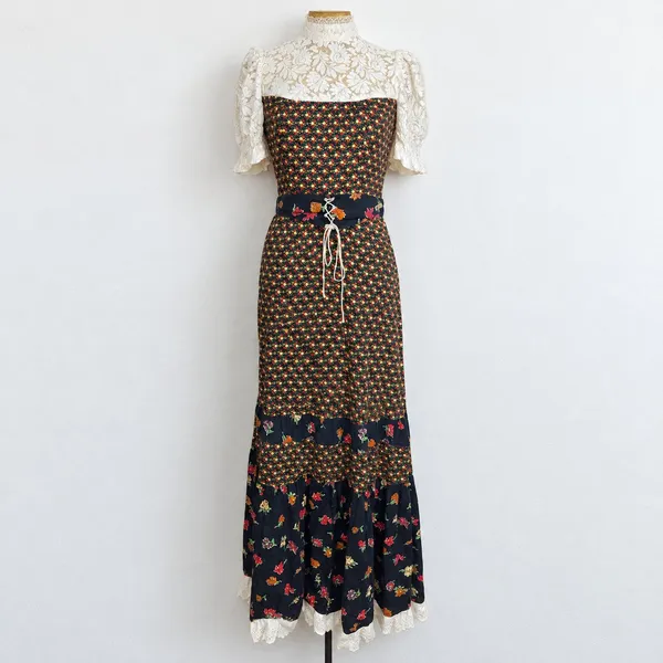 Vestido Vintage Anos 70 Bobbie Brooks Longo Floral Renda
