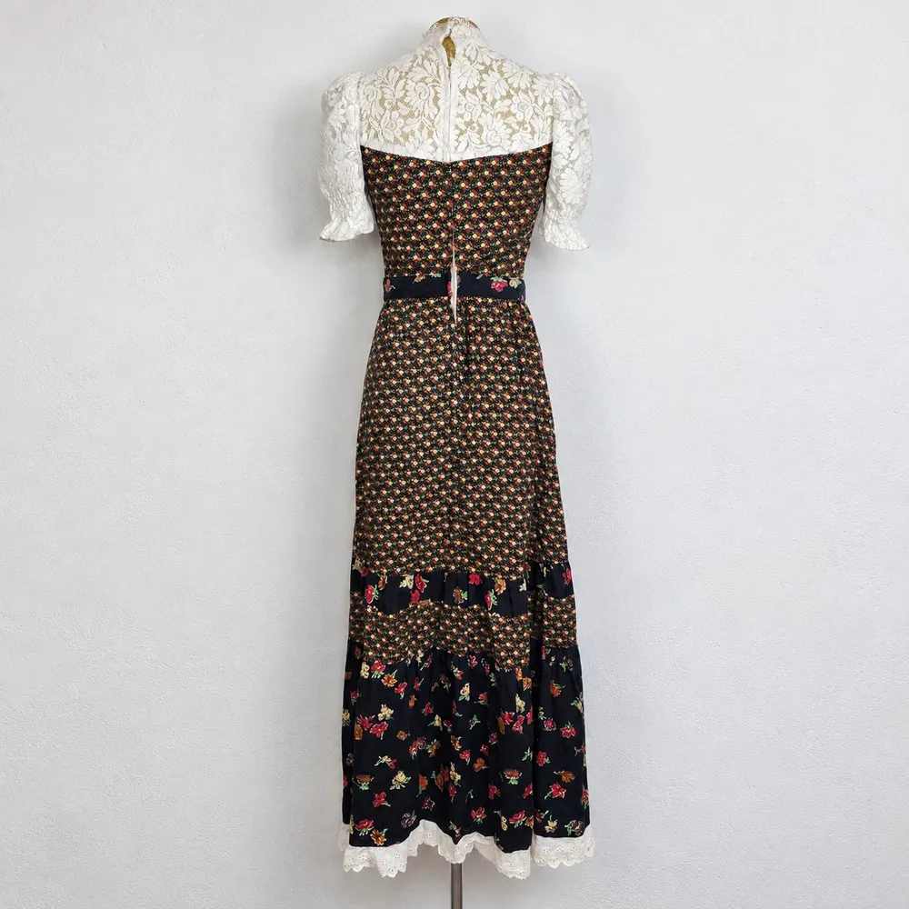 Vestido Vintage Anos 70 Bobbie Brooks Longo Floral Renda