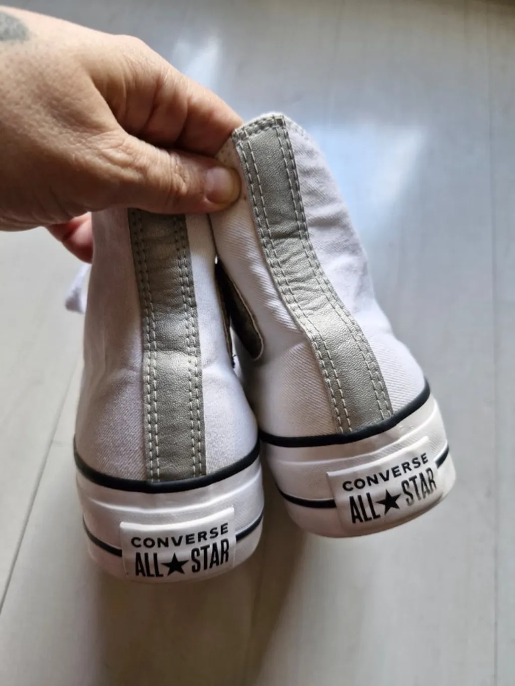 Converse All Star plataforma branco e prata 39
