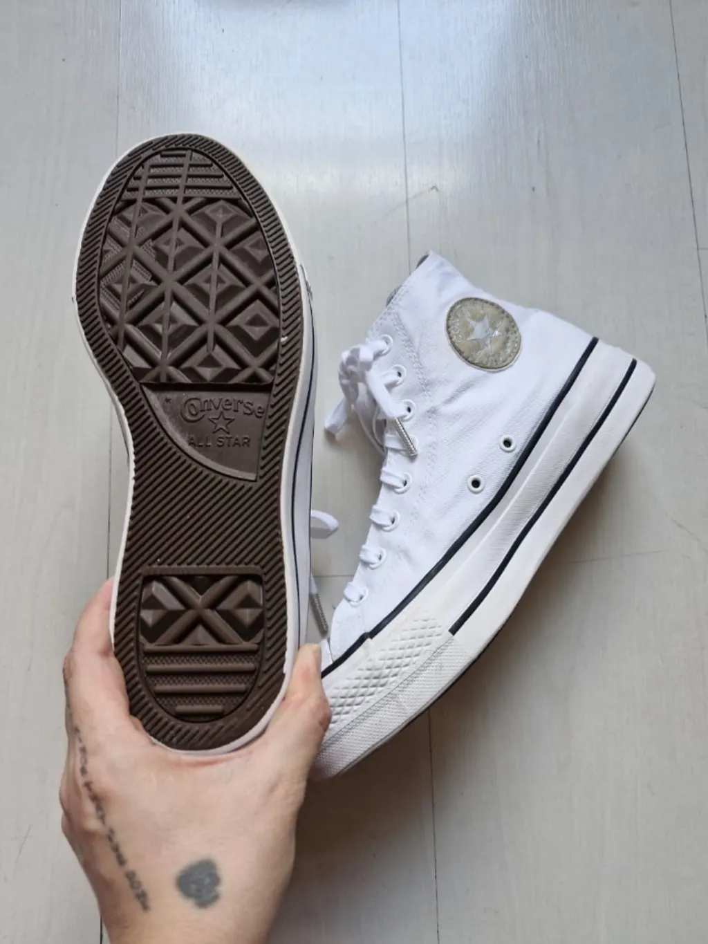 Converse All Star plataforma branco e prata 39