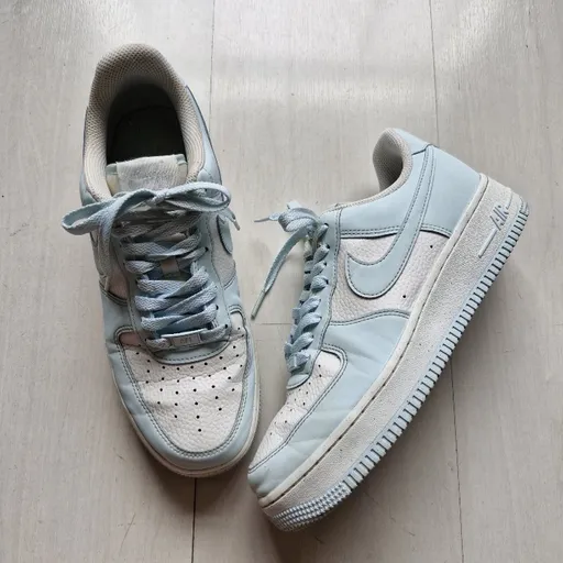 Nike Air Force 1 branco e azul 39