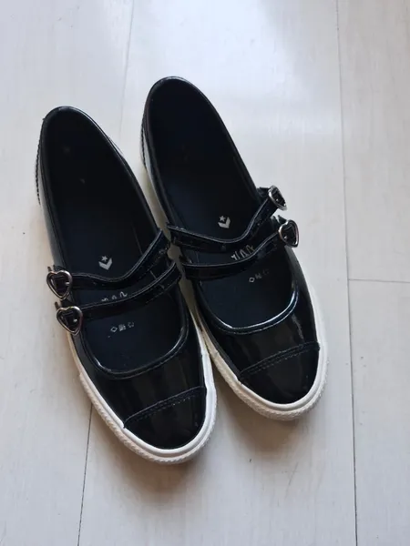 Converse Mary Jane vinil preto 35