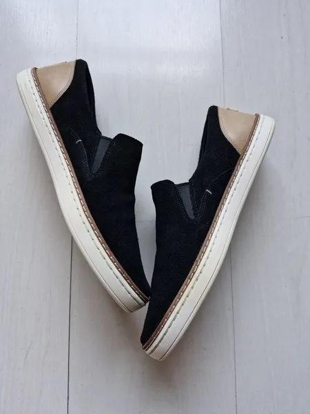 Slip On couro UGG 38