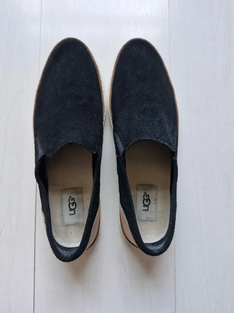 Slip On couro UGG 38