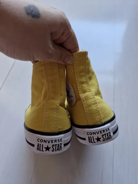 Converse All Star amarelo 34