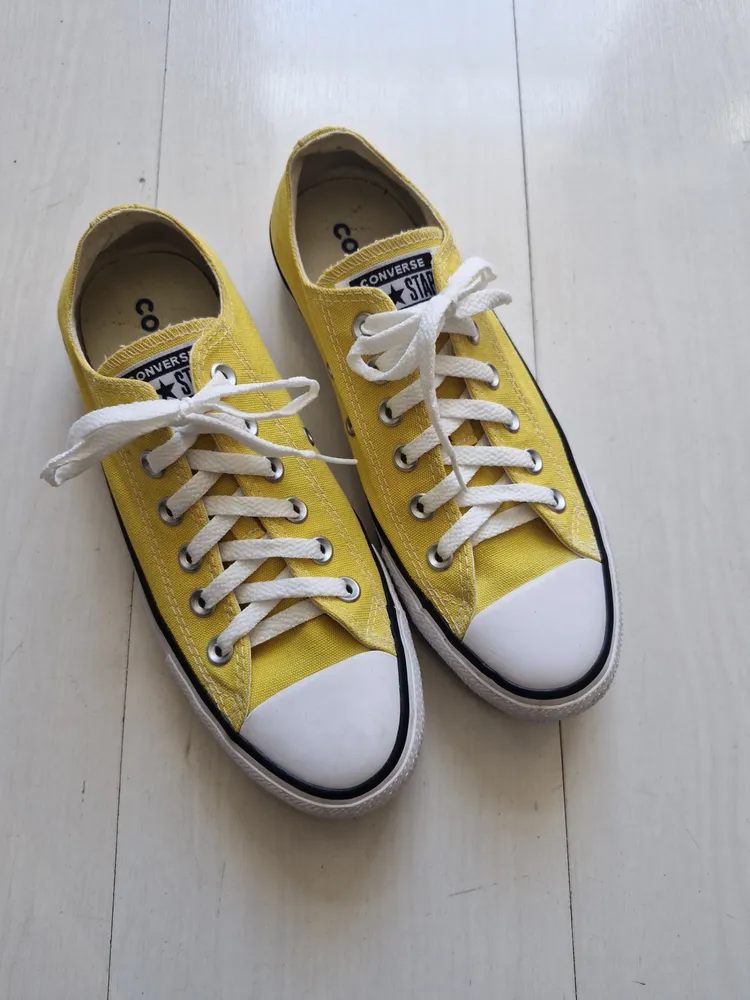 Converse All Star amarelo 37