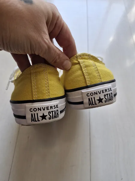 Converse All Star amarelo 37