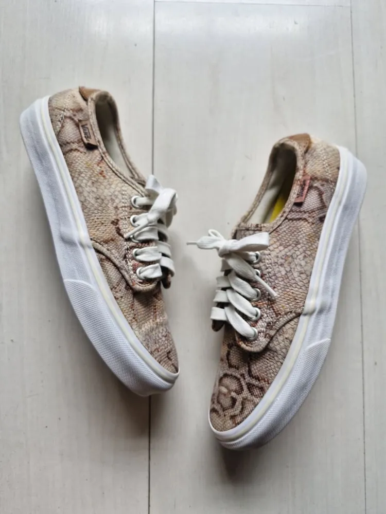 Vans Authentic animal print 34