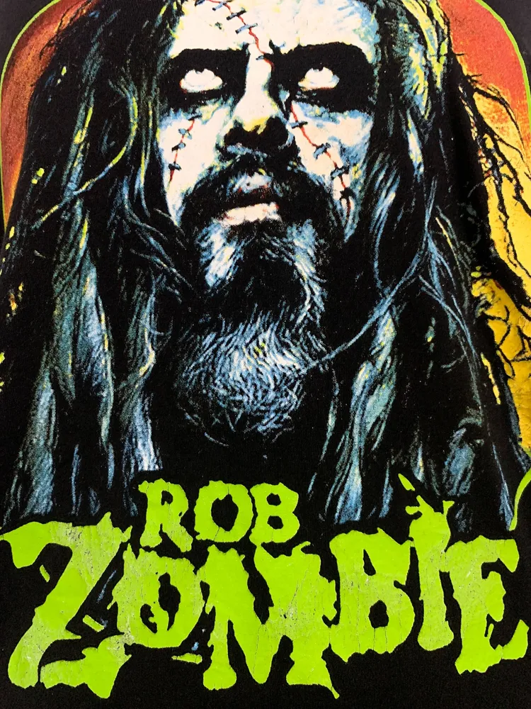 Camiseta Rob Zombie Brutal Wear - Tamanho M