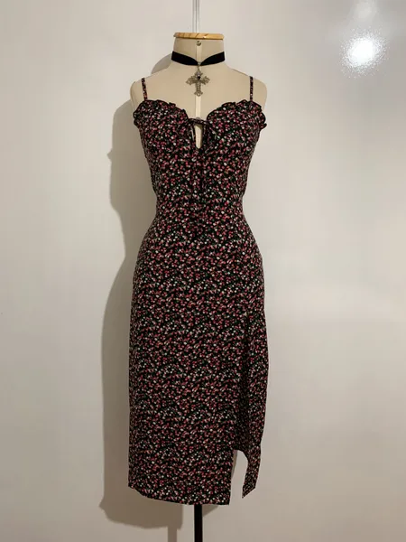 Vestido longo florido com fenda SHEIN - Tamanho P