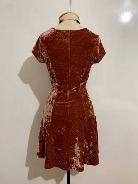 Vestido veludo rosé Forever 21 - Tamanho veste P - etiqueta M
