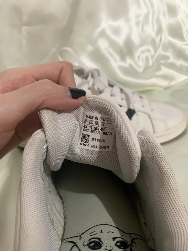 Tênis Adidas Grand Court Mandalorian, tamanho 43