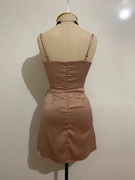 Vestido acetinado rosé - Tamanho PP