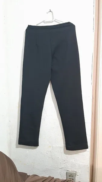Calça preta Drops de anis, P