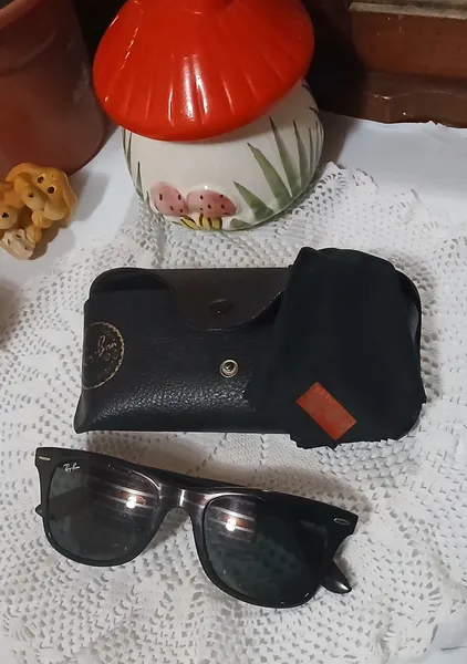 oculos escuros modelo liteforce  RB4195