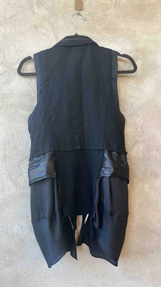 colete alfaiataria preto importado mix de texturas