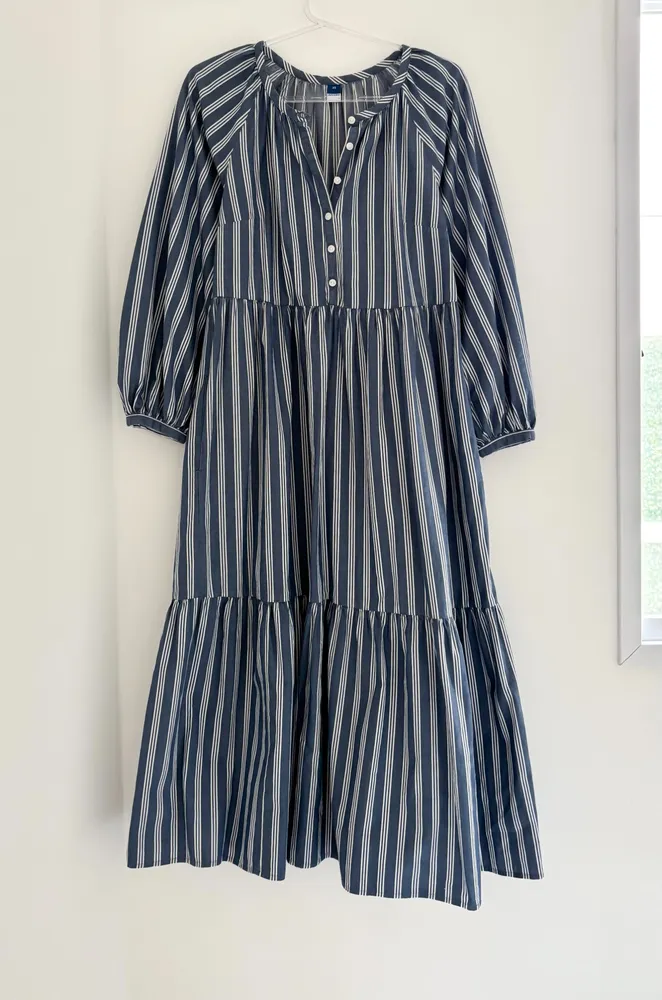 Vestido midi listrado Old Navy
