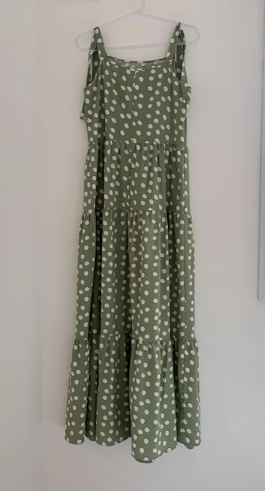 Vestido verde poá