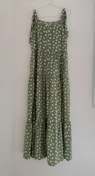 Vestido verde poá