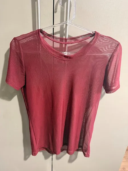 Blusa em Tela vinho nova
