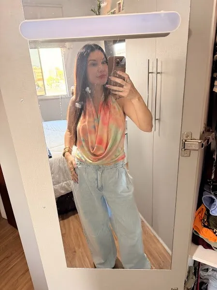 Blusa colorida FARM decotada nas costas