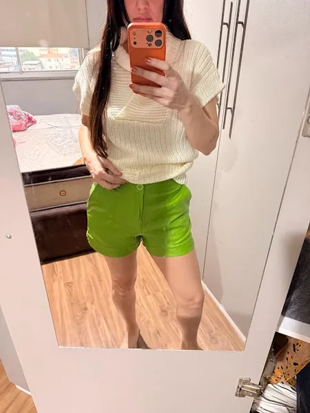 Short verde em Corino