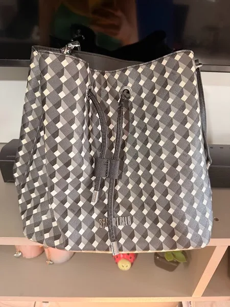 Bolsa Santa Lolla