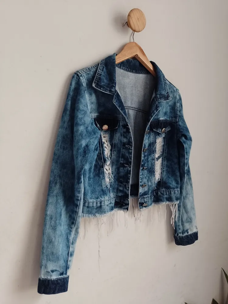 jaqueta jeans destroyed