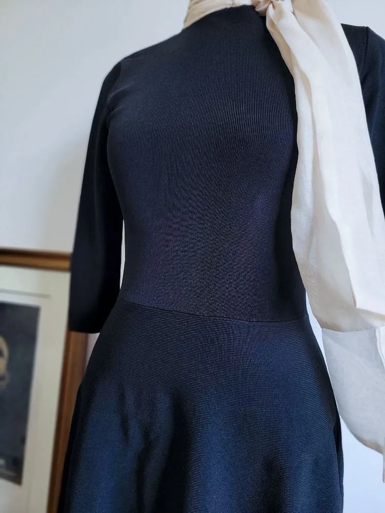 Vestido Preto com  Gola Zara tam P