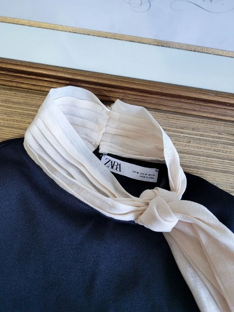Vestido Preto com  Gola Zara tam P