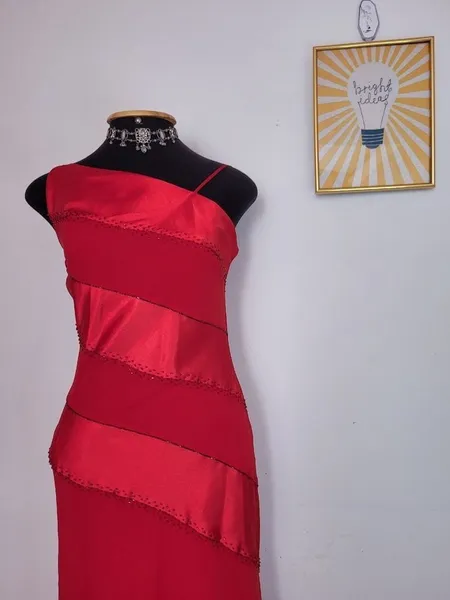 vestido vermelho longo tam 38