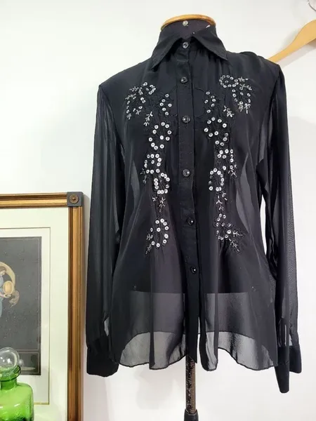 camisa preta miroa