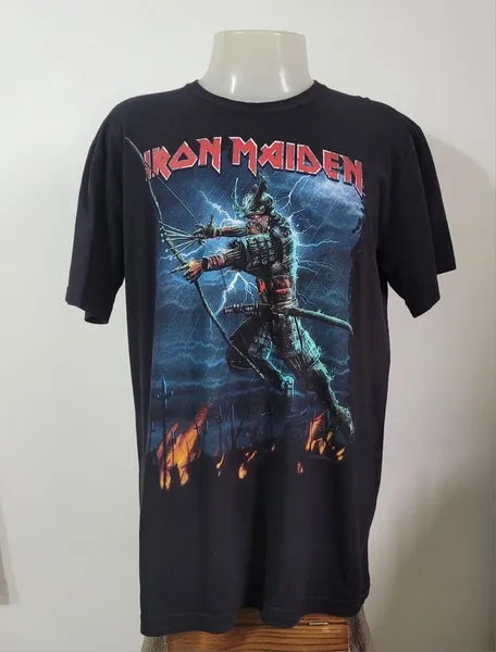camisa iron maiden preta