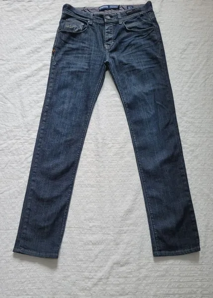 calça jeans handbook