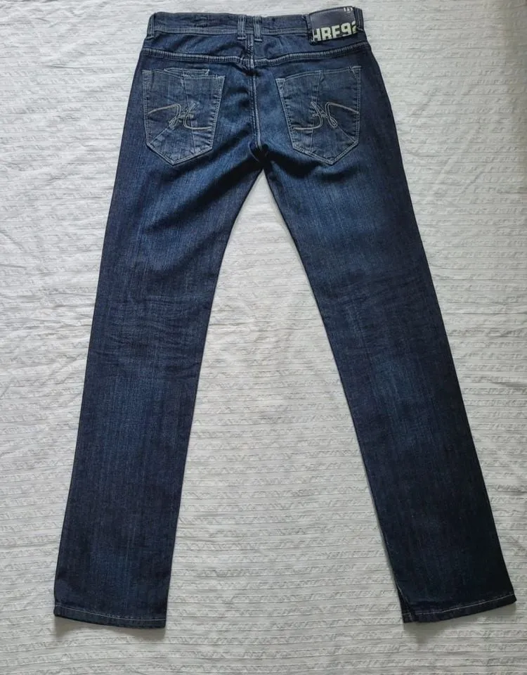 calça jeans handbook