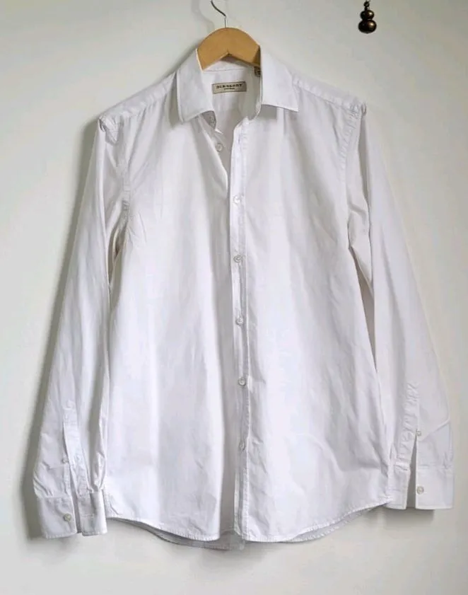 camisa branca burberry