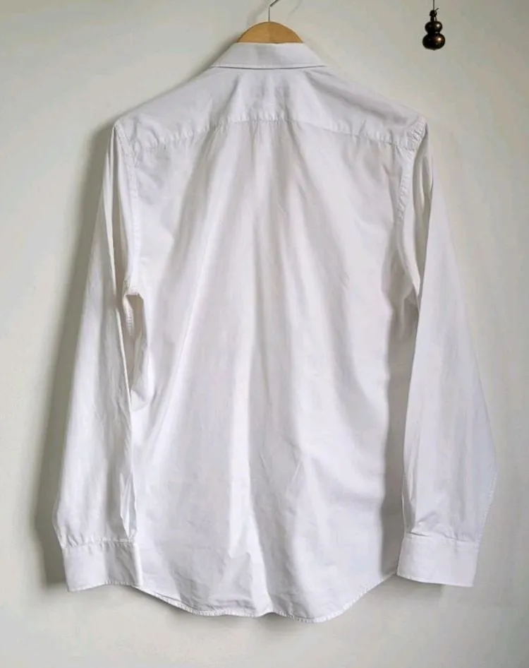 camisa branca burberry