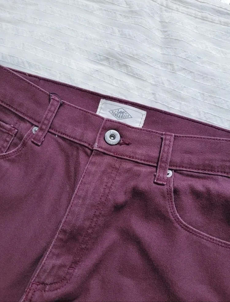 calça vinho lee