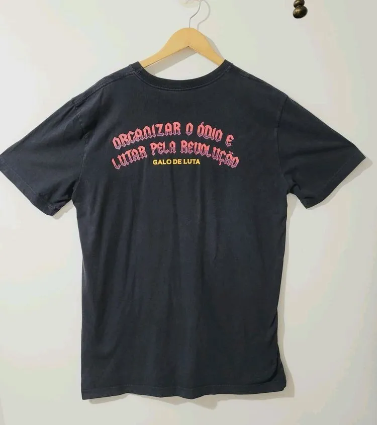 camiseta preta ratos de porão
