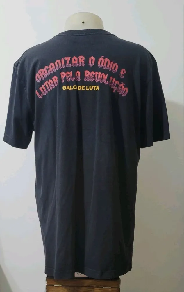 camiseta preta ratos de porão